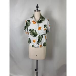 Forever21‎ Large Cropped Vacation Holiday Collared Lightweight Button Up Shirt